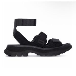 Alexander McQueen Women's 39 Tread Flat Strap Slide Sandals Black - NEW